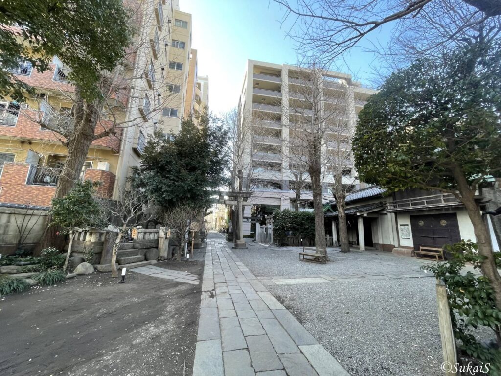 小野照崎神社の周辺