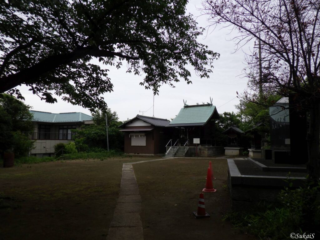 天神社の境内