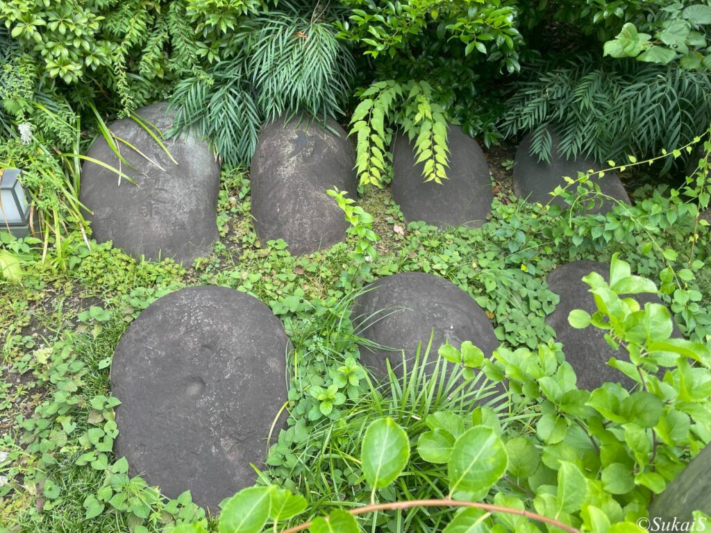 成子天神社の力石