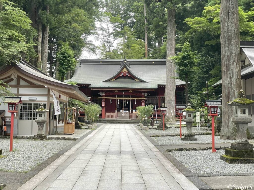 冨士浅間神社の境内