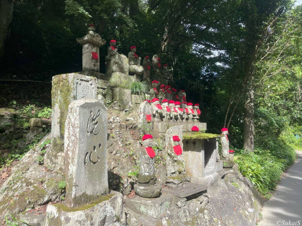 道端の地蔵
