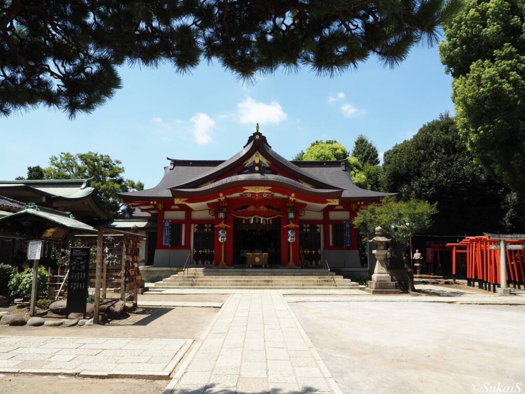品川神社の本殿