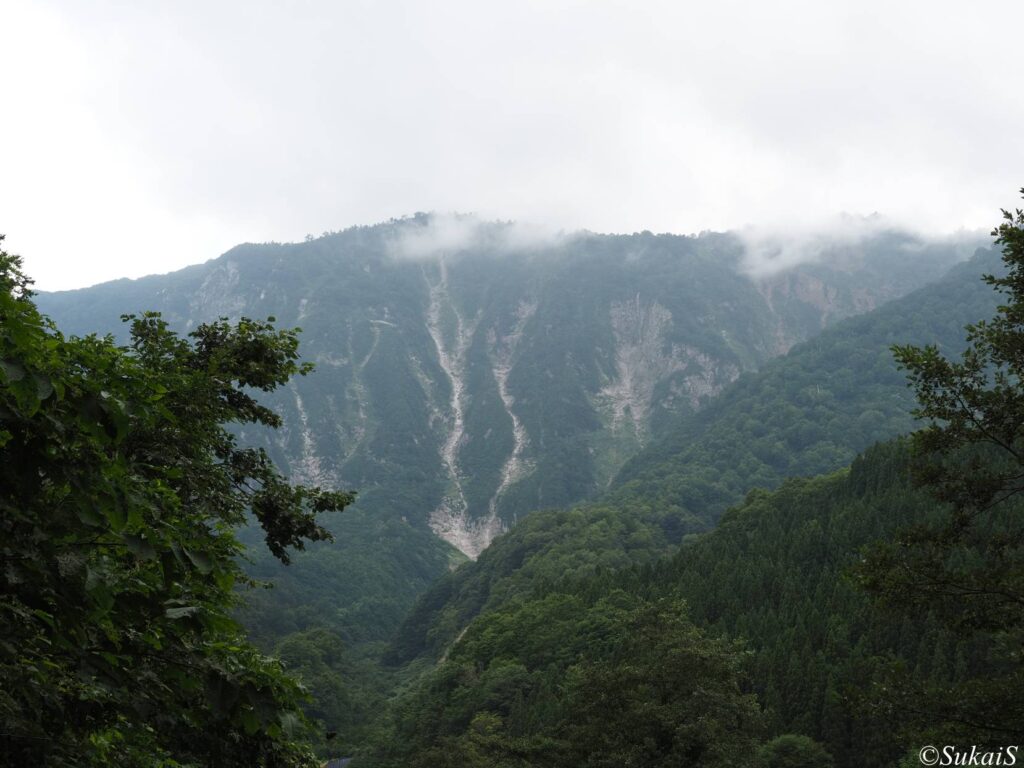鳥甲山