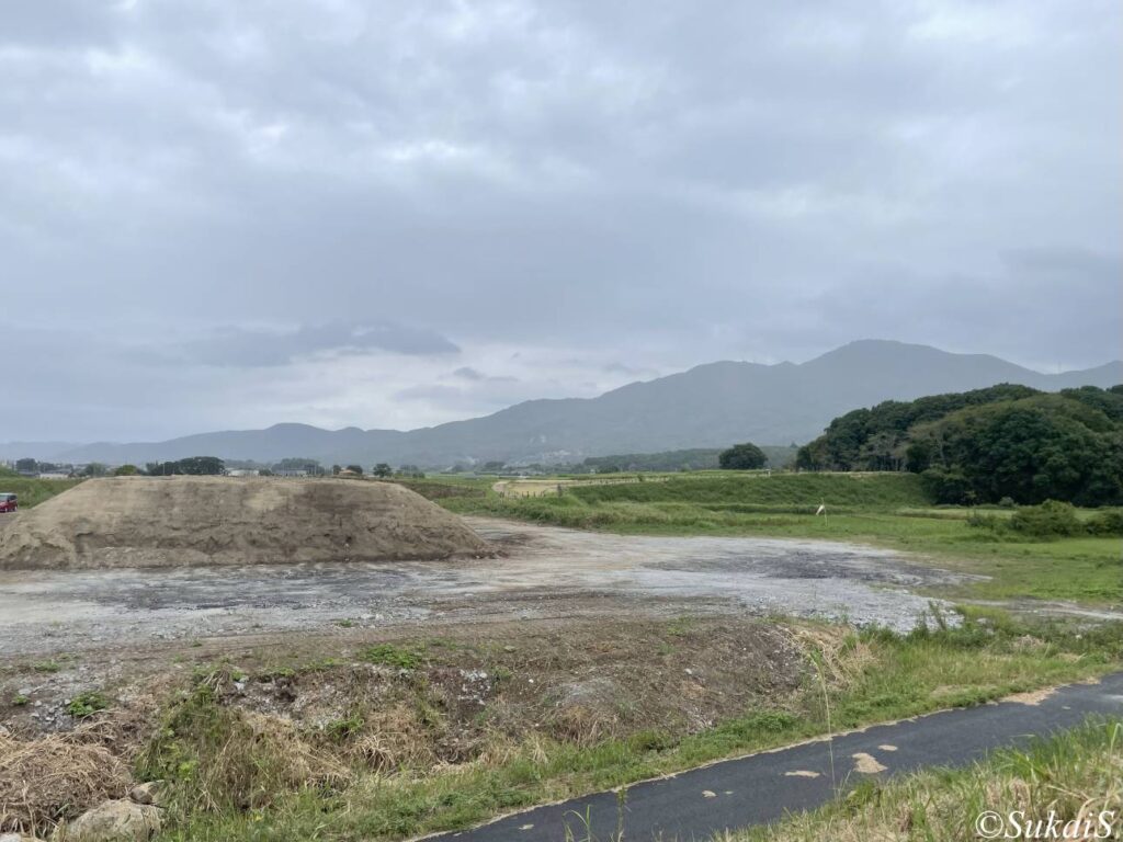 天引山、加波山の眺め