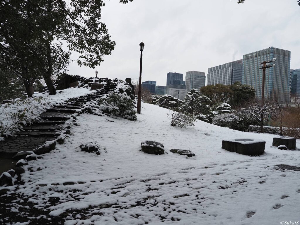 日比谷公園・三笠山