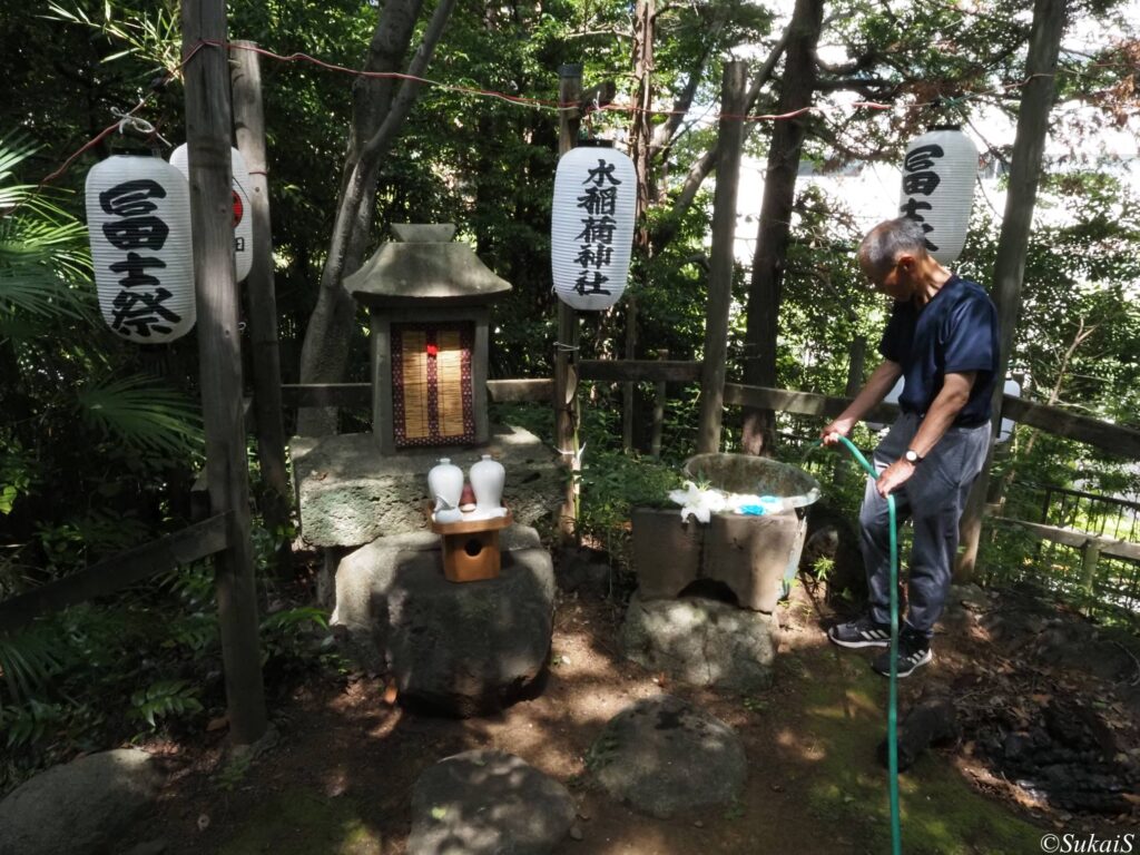 高田富士の山頂
