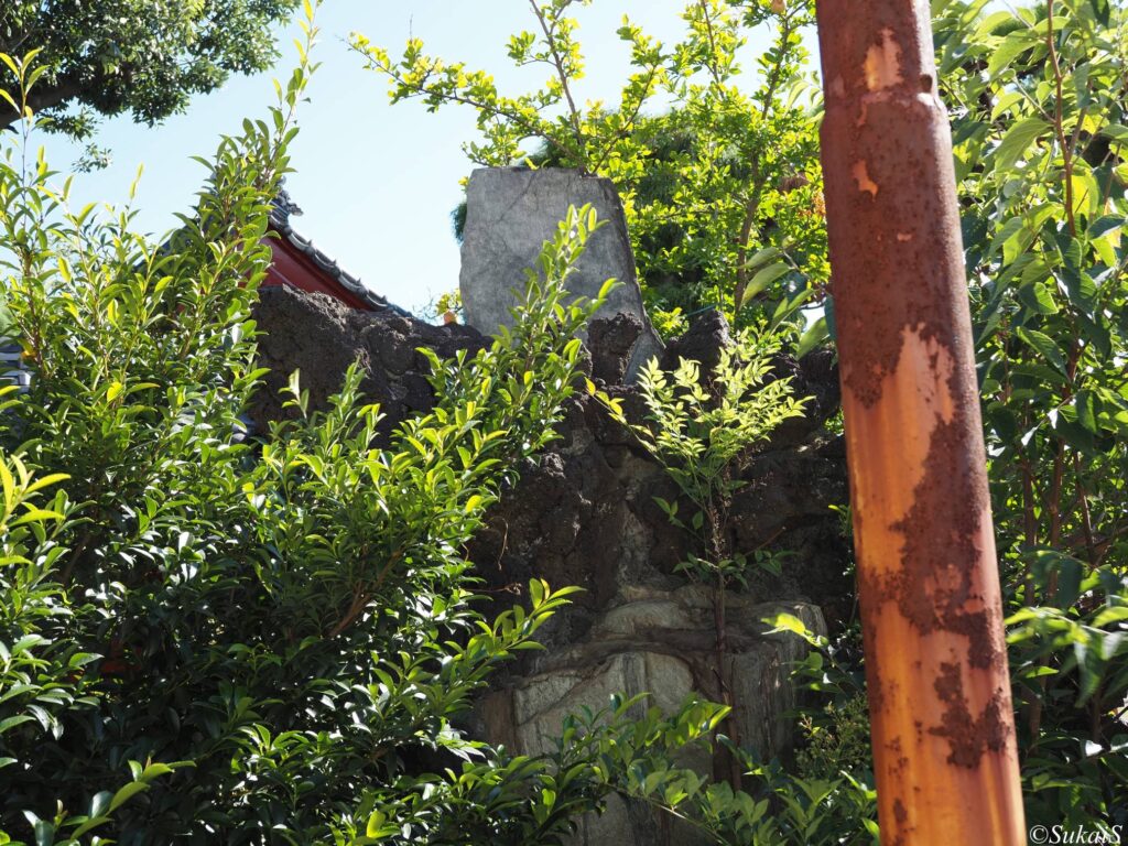 八幡神社の富士塚